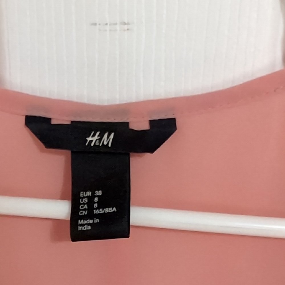 H&M Pink Flutter Sleeve Ruffled Blouse - Picture 2 of 6